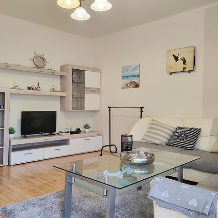 Appartement Apartman Balaton à Keszthely Extérieur photo
