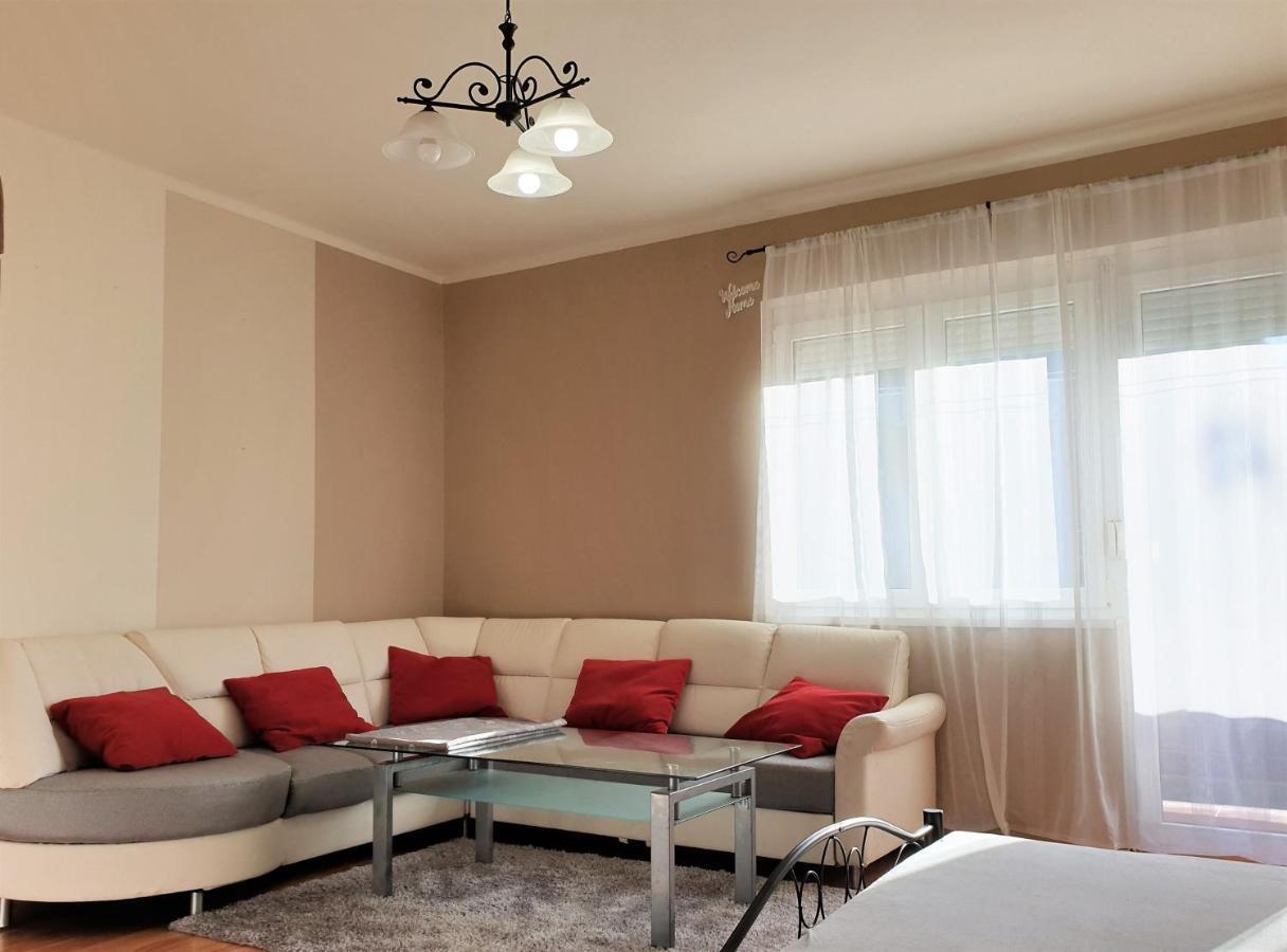 Appartement Apartman Balaton à Keszthely Extérieur photo