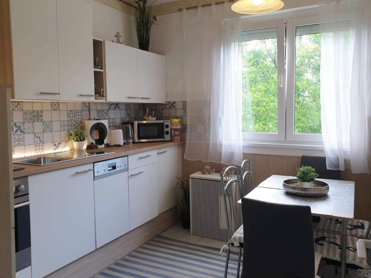 Appartement Apartman Balaton à Keszthely Extérieur photo