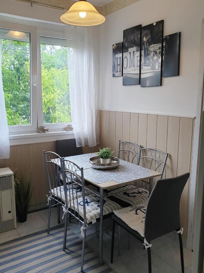 Appartement Apartman Balaton à Keszthely Extérieur photo